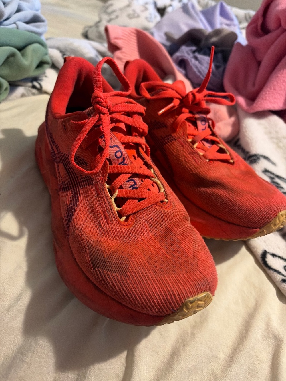 ASICS nova blast 5